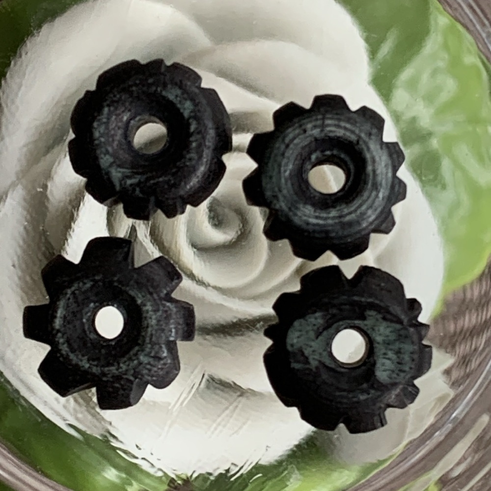 Assorted Glass Beads - Picture 6 of 7